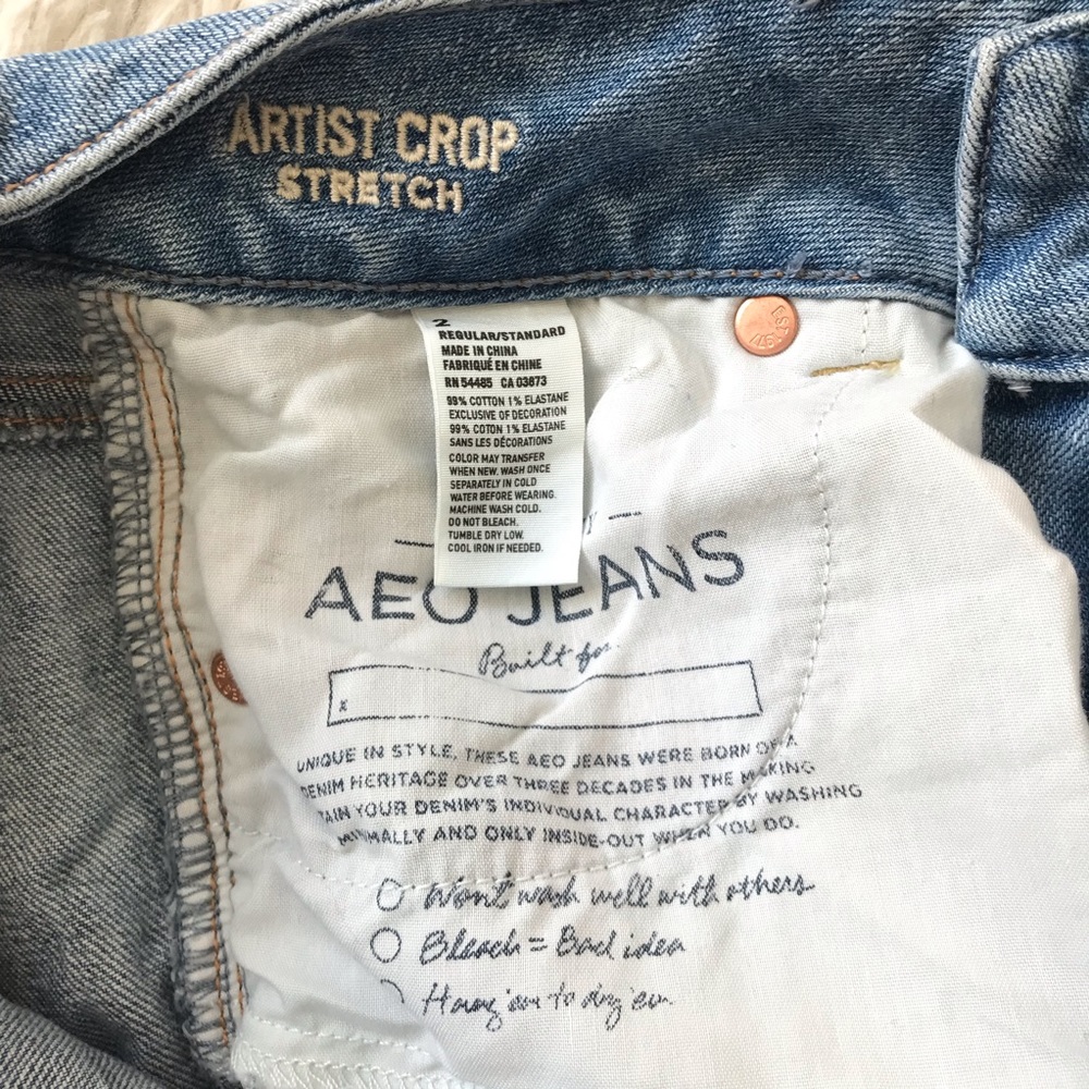American Eagle Distressed Artist Crop Jeans - Picture 3 of 5